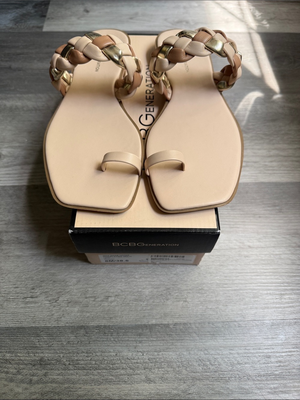 BCBGENERATION SANDALS! - Picture 7 of 9